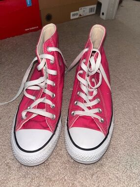 Hot pink converse